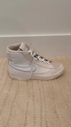 Nike Blazer Victory Mid Lace Up Leather Sneakers Summit White Light Cream DR2948 thumbnail 6