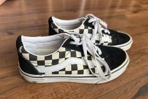 Vans Checkerboard Old Skool Low-Top Sneakers - Black/Ivory thumbnail 1
