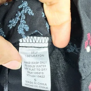 Savanna Jane Floral Embroidered Cinch Waist Top Size Small Black V-Neck thumbnail 11
