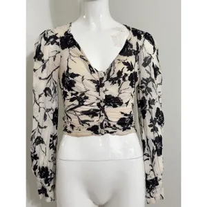 Free People Women’s Floral Ruched Crop Top Boho Cottagecore Fairycore Blouse XS thumbnail 2