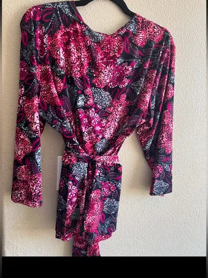 Chicos size 3 Wrap Robe‎ Top Pink Floral Print XL modest thumbnail 3