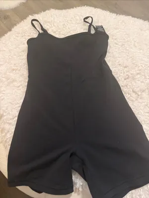 Black Sleeveless Romper with Spaghetti Straps thumbnail 1