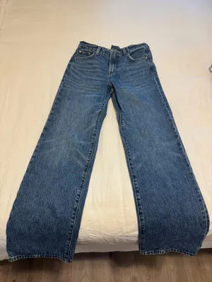 Aritzia Lo Rise Farrah Jeans thumbnail 2