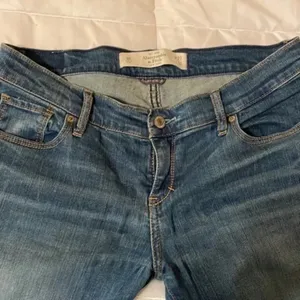 Abercrombie and Fitch Perfect Stretch Jeans 4R W27 L31 thumbnail 5