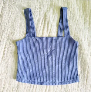 American Eagle Crop Top thumbnail 1