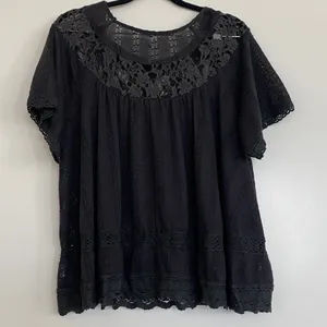Free People boho crochet and lace short sleeve boxy top black medium thumbnail 4