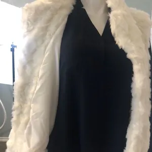 Ellen Tracy sleeveless jacket   thumbnail 4