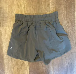 Lululemon Track That Mid-Rise Lined Short 5” thumbnail 2