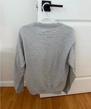 New York Lightweight Crewneck thumbnail 2