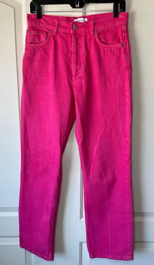 Zara Hot Pink High Waist Mom Jeans Straight Leg Button‎ Fly Preppy Womens 6 thumbnail 1