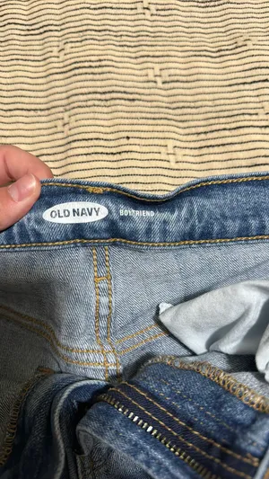 Old Navy Jean Shorts thumbnail 4