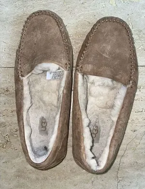 UGG‎ Australia Women Chestnut Brown 1016476 Suede Sheepskin Slippers Loafer Sz 8 thumbnail 1