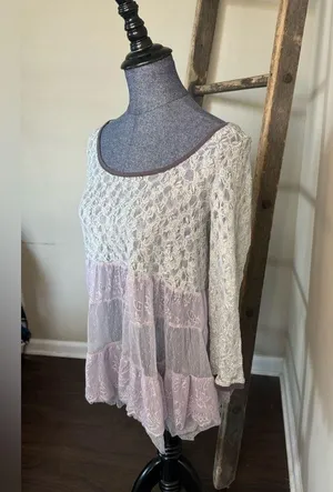 Lace Frill Long Sleeve Top thumbnail 4