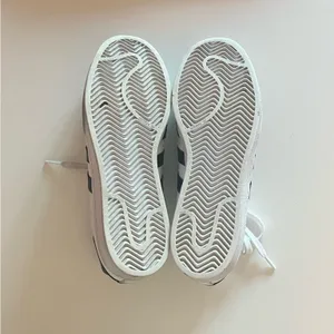 {Adidas} Superstar Originals thumbnail 7
