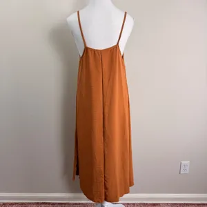 See You Monday Rust Orange Crinkle Midi Dress Womens Medium NWT Spaghetti Strap thumbnail 3