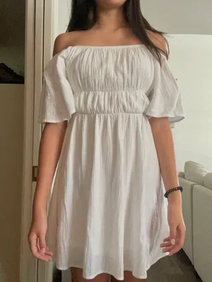 Dress thumbnail 1