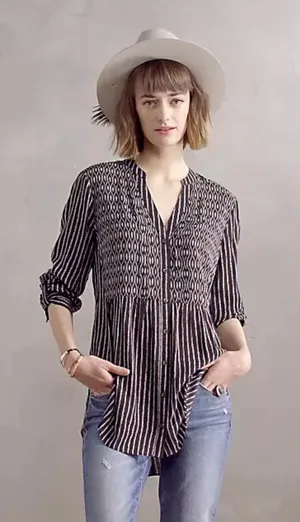 Anthropologie Maeve Women's Black White Calia Top Sz 8 Minimalist Closet Staple thumbnail 1
