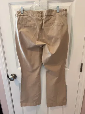 Old Navy Tan High Rise Pixie Flare Pants Size 16 thumbnail 4
