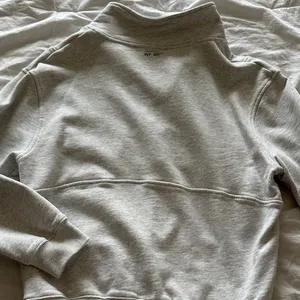 White Fox Boutique Light Gray Quarter-Zip Sweatshirt thumbnail 3
