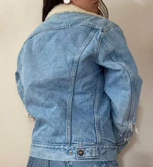 Levi's Vintage Destroyed Sherpa Denim Jacket in Medium Wash thumbnail 2