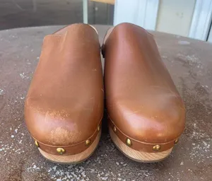 leather Convertible leather clogs in tan sz 6.5 / 50mm heel thumbnail 6