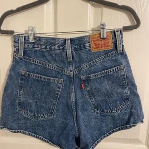 Levi's High Waisted Mom Denim Shorts thumbnail 2