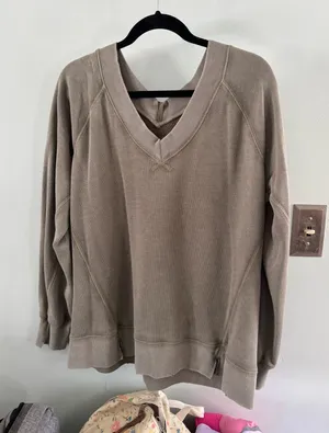 Aerie Sweatshirt thumbnail 1