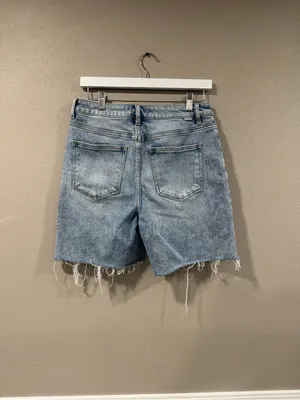 Risen High Rise Mid Length Shorts thumbnail 3