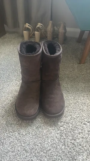 Brown UGG Boots thumbnail 7