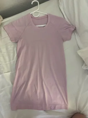Lululemon Swiftly Short Sleeve Tech thumbnail 1