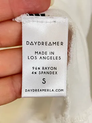 Daydreamer "It's Beginning to Look a Lot Like Cocktails" Glitter Tee Size Small thumbnail 4