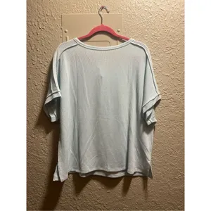 Woman’s Blue Short Sleeve Shirt Woman’s Size 2X thumbnail 7