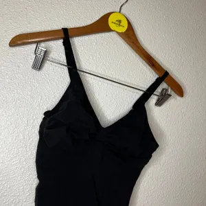 SKIMS Seamless Sculpt Brief Bodysuit Shapewear in black 4X/5X PLUS thumbnail 2