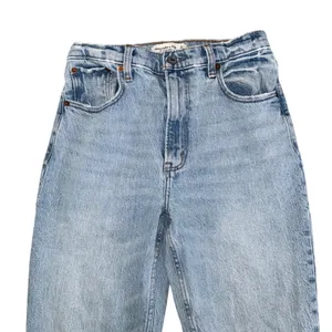 Abercrombie & Fitch 90s Straight Ultra High Rise Jeans Women 27 Light Wash‎ Good thumbnail 2