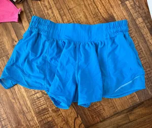 Lululemon Shorts Hotty Hot thumbnail 1