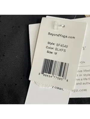 BEYOND YOGA Keep it Simple Alloy Speckled Cropped Tank Black Medium Athleisure thumbnail 5