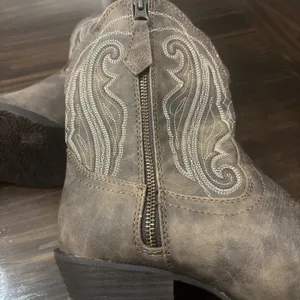 DURANGO CRUSH FASHION BOOTIES Round Toe Cowgirl Distressed Sz 8.5 Equestrian thumbnail 15