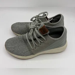 New Balance women’s fresh foam Cruz V2 Decon sneaker green/gray size 7.5 thumbnail 4
