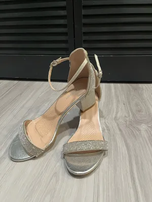 Forever 21 Silver open Toe Rhinestone‎ Ankle
Strap Buckle Low Chunky Heels thumbnail 4