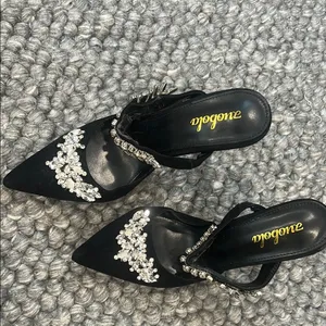 Non Signe Elegant Black Crystal Embellished Slip On Heel Size 7 thumbnail 2