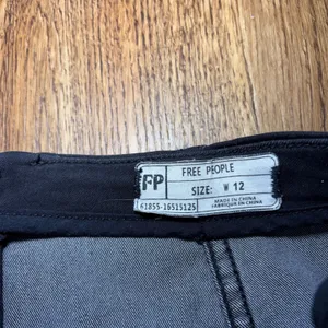 Free People Black Denim Mini Skirt High Waisted‎ Back Zip Size 12 Grunge Skater thumbnail 7