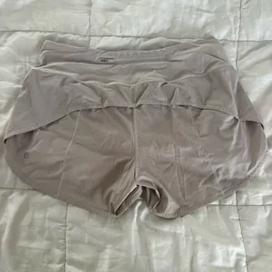 Lululemon Shorts thumbnail 2