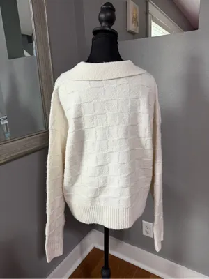 Weekend LA Box Weave Knit Cream Collared Sweater Cozy Soft Medium thumbnail 4