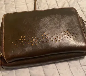 Small brown purse with built in organizer thumbnail 3