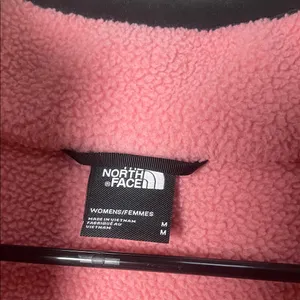 The North Face women’s Pink Zip-Up Fleece Jacket thumbnail 9