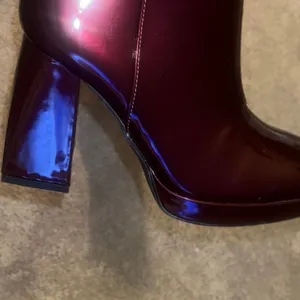 SHEIN liquid gloss cherry plum tall block healed boots size 8 new thumbnail 8