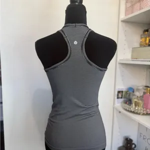 Lululemon Run Swiftly Tech Racerback Stripe top size 4 thumbnail 4