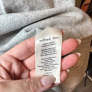 Aritzia Wilfred free Light Gray Tank Top thumbnail 4