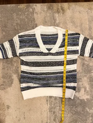 Source Unknown White and Navy Striped V‑Neck Knit Top thumbnail 5