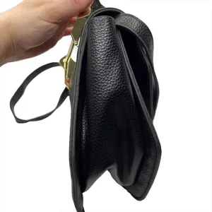 Black Faux Leather Structured Metal Handle Purse Bag thumbnail 4